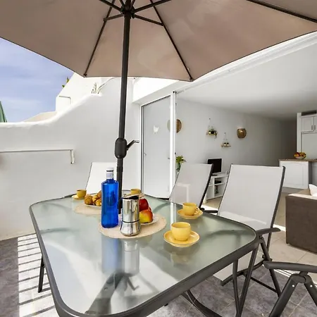 Ocean View Apartment Tias